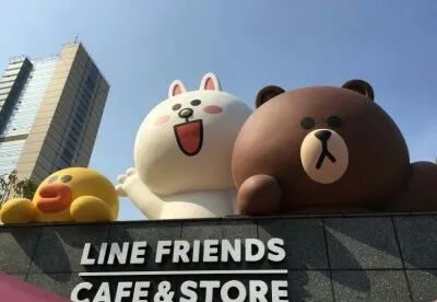 LINE FRIENDS大撤退，表情包IP的“老本”可不好啃