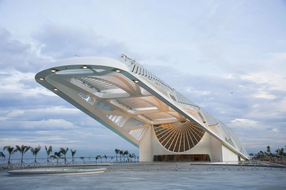 Santiago Calatrava ：自然設計建筑大師