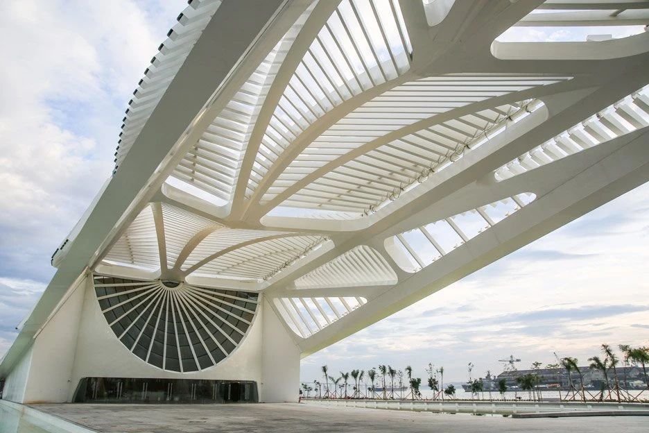 Santiago Calatrava ：自然設計建筑大師