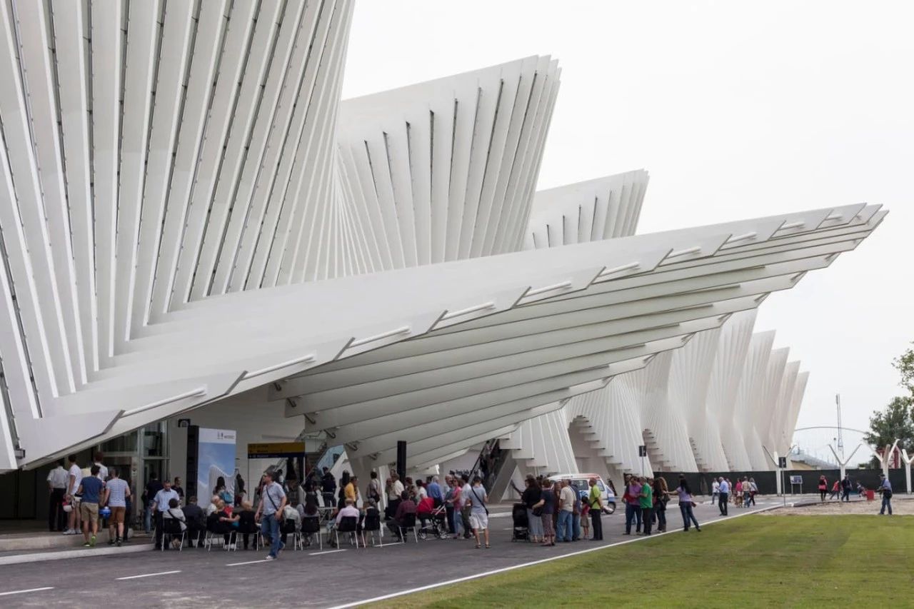 Santiago Calatrava ：自然設計建筑大師