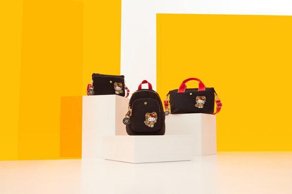 Kipling x Hello Kitty聯(lián)名系列上市